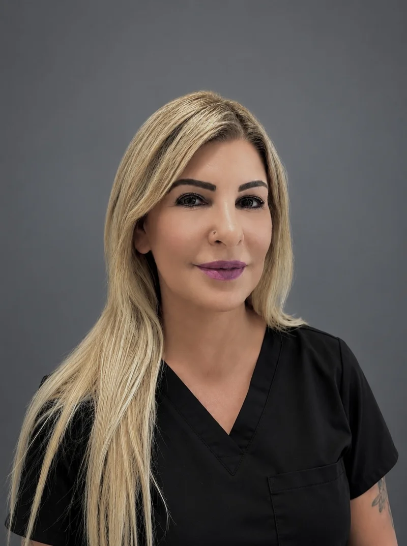 Corrine, Master Ceramist at Perfect White Smile